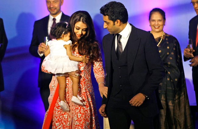 Aishwarya Rai is back home with her fashionista daughter Aaradhya 